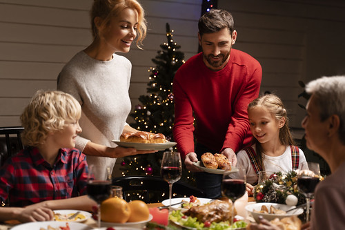 Cómo cuidar la digestión y evitar los excesos durante las celebraciones navideñas