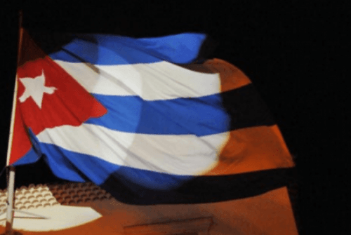 En el centenario del nacimiento de Fidel Castro Cuba colapsa
